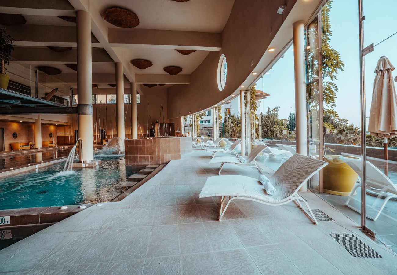 Apartment in Fuengirola - Garden Suite with Private Pool in Higueron