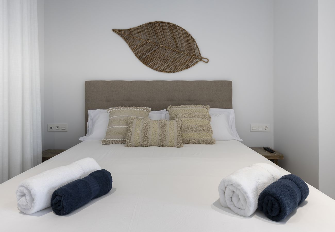 Apartment in Fuengirola - Garden Suite with Private Pool in Higueron