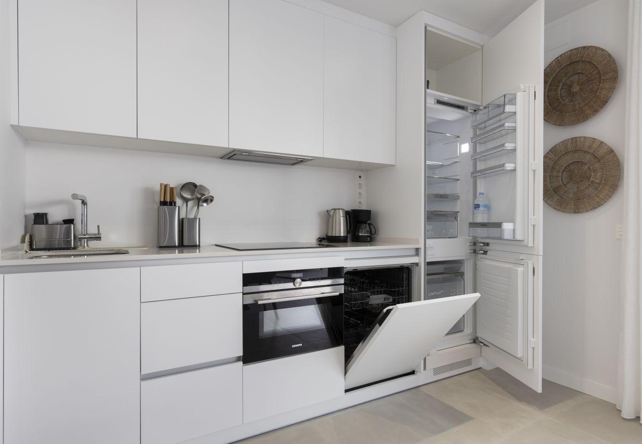 Apartment in Fuengirola - Garden Suite with Private Pool in Higueron