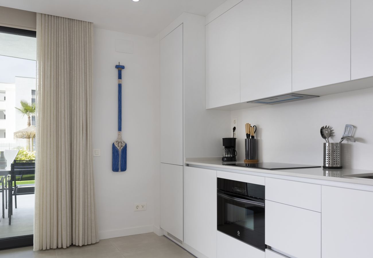 Apartment in Fuengirola - Garden Suite with Jacuzzi in Higueron